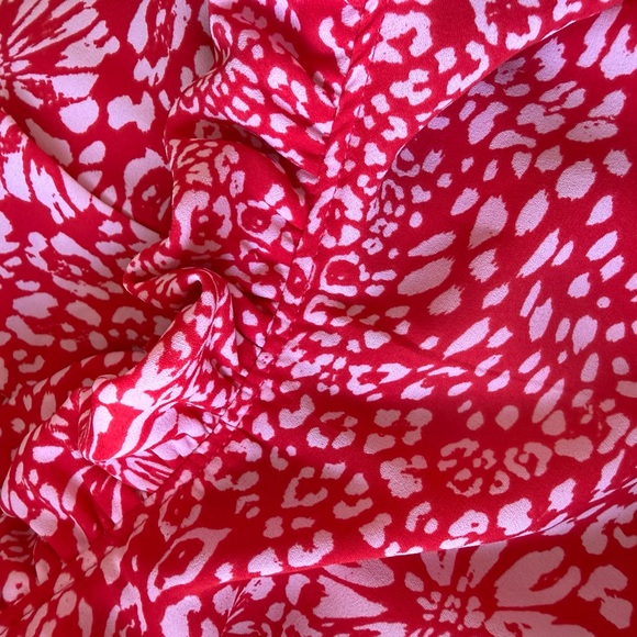 Gibson Red and Pink Patterned Fabric size L Brand new top - Picture 5 of 6